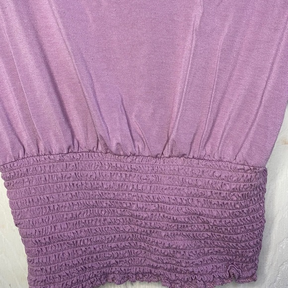 V neck purple cropped top with buttons / size M - Picture 6 of 7